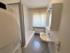 EG Wohnung links - Badezimmer