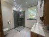 Badezimmer (EG)