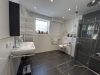 Badezimmer (EG)